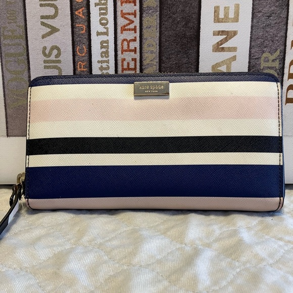 NWOT KATE SPADE Kate Spade Blake Avenue Printed Neda Wallet - Bon bon stripe. - Picture 1 of 8